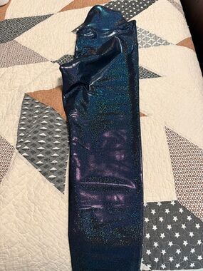 ZYIA Active Black Leggings with Subtle Sparkle Size 6-8